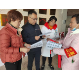 春风送暖“雷锋月” 社保服务进企业