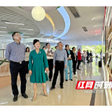 与爱同行 长沙“她时光”公益馆公益项目启动