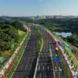 长沙至湘潭10余分钟车程 “新韶山南路”提速融城！