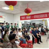 老干部AI课堂学防诈 大学生漆扇创作倡环保