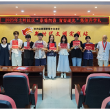 集体升学礼连办7年 文明新风深入人心