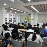 航模逐蓝天 梦想启新程