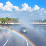 你的车,到底有多“聪明”?雨中见分晓