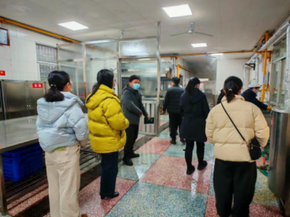 家校社携手“食”刻守护，共筑健康校园新生态