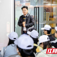 当“AI”遇见“创业”，湘江开放日这群学生的青春答案不一样