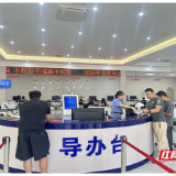 窗里窗外：于车管小事中读懂民生善治