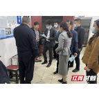 严把安全关 望城桥驿镇开展校园安全检查