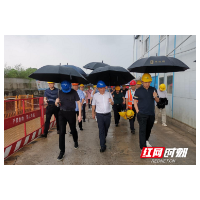 岳麓区：时刻把安全防范措施贯穿到施工的每一个环节中