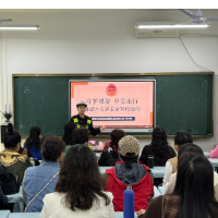 雁峰交警：守护银龄平安出行