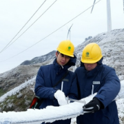 国网衡阳供电公司:圆满完成今冬首轮输电线路直流融冰