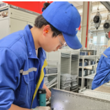 强“链”壮“群”职教力量② | 何以共生？一所职校与一个千亿集群的相互成就