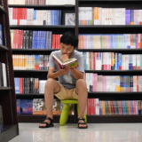 湖南常宁：品书香 享清凉