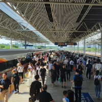 高铁衡阳东站：国庆、中秋预计发送旅客38.8万人次，加开17趟临客列车