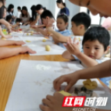 南县人社局欢庆“六一” 关爱少年儿童