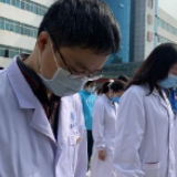 江城志哀，3分钟的凝望