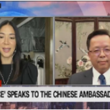 中国驻菲律宾大使黄溪连：美国炫耀武力干涉南海问题 挑衅搅局意图一目了然