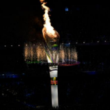 杨倩、马龙等6位火炬手接力点燃全运会主火炬