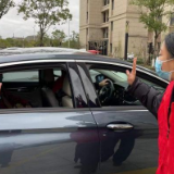 “疫”关下的逆行瞬间：你有所呼时 我必有所应