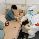 暖心送绘本 这里的方舱医院开启消防“小课堂”