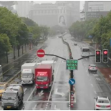 上海做好恢复线下营业准备 落实人员闭环管理和预防性消毒