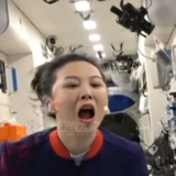 “神十三”乘组的美食Vlog又双叒叕更新了
