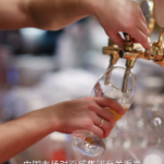 全球连线｜中国市场对百威集团至关重要——访百威集团全球首席执行官邓明潇