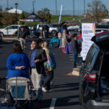 美国上周领失业救济金人数激增至26.1万 创21个月新高