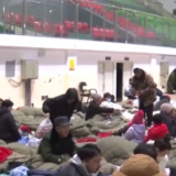 巡诊、取暖炉、供水……保障工作就位 地震灾区群众得到妥善安置