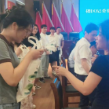 岳阳楼区:“精准滴灌”助力年轻纪检干部成长