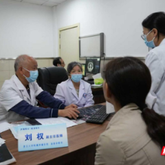 从黄浦江畔到洞庭湖滨 湘阴群众乐享“上海名医天团”诊疗服务
