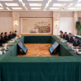 谢卫江与华为湖南总经理詹德生一行座谈