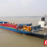 湖南制造“家门口出海”再突破!城陵矶口岸首单大宗散货直航海参崴成功启运