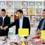 李挚赴重点企业开展纾困解难活动