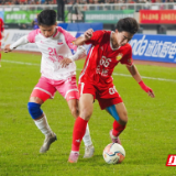 赢下“洞庭德比”,更赢得芳心!岳阳小伙赛场求婚演绎“双重收获”