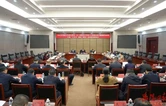 谢卫江主持召开各民主党派市委会、市工商联和无党派人士座谈会