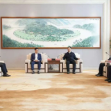 谢卫江会见中通快递集团孙振华一行