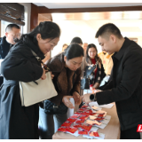 怀揣民意赴盛会！岳阳市人大代表今日报到