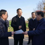 谢卫江调研华容县经济社会发展情况