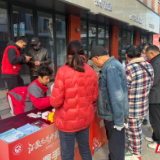 汇聚志愿力量 岳阳联通青年志愿者开展便民服务活动