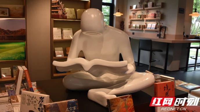视频丨再添文化新地标！岳阳首家乐之书店开启试营业
