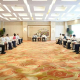 谢卫江会见梅塞尔亚洲区首席运营官温纳·黑克尔