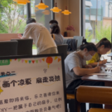 乐之书店·洞庭湖小镇店：集章狂欢助力旅发 创意玩法点燃阅读热情