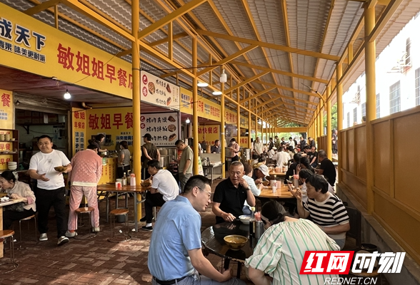 岳阳楼区：老社区“逆生长”，让幸福生活触手可及