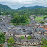 笔架山下探百年古建 感古韵悠悠