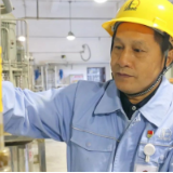 “巴陵人才故事”系列报道｜袁煜艳：在弹性体领域里寻找“硬核答案”