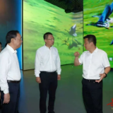 谢卫江调研洞庭湖博物馆工作