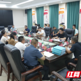 曾平原主持召开综治中心建设第三次办公会