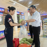 中国石化岳阳石油分公司开展“高温送清凉”活动