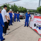 中国石化岳阳石油分公司举办 “质检公众开放日”活动