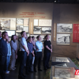 岳阳楼区纪委监委开展“传承红色基因 弘扬优良家风”主题党日活动